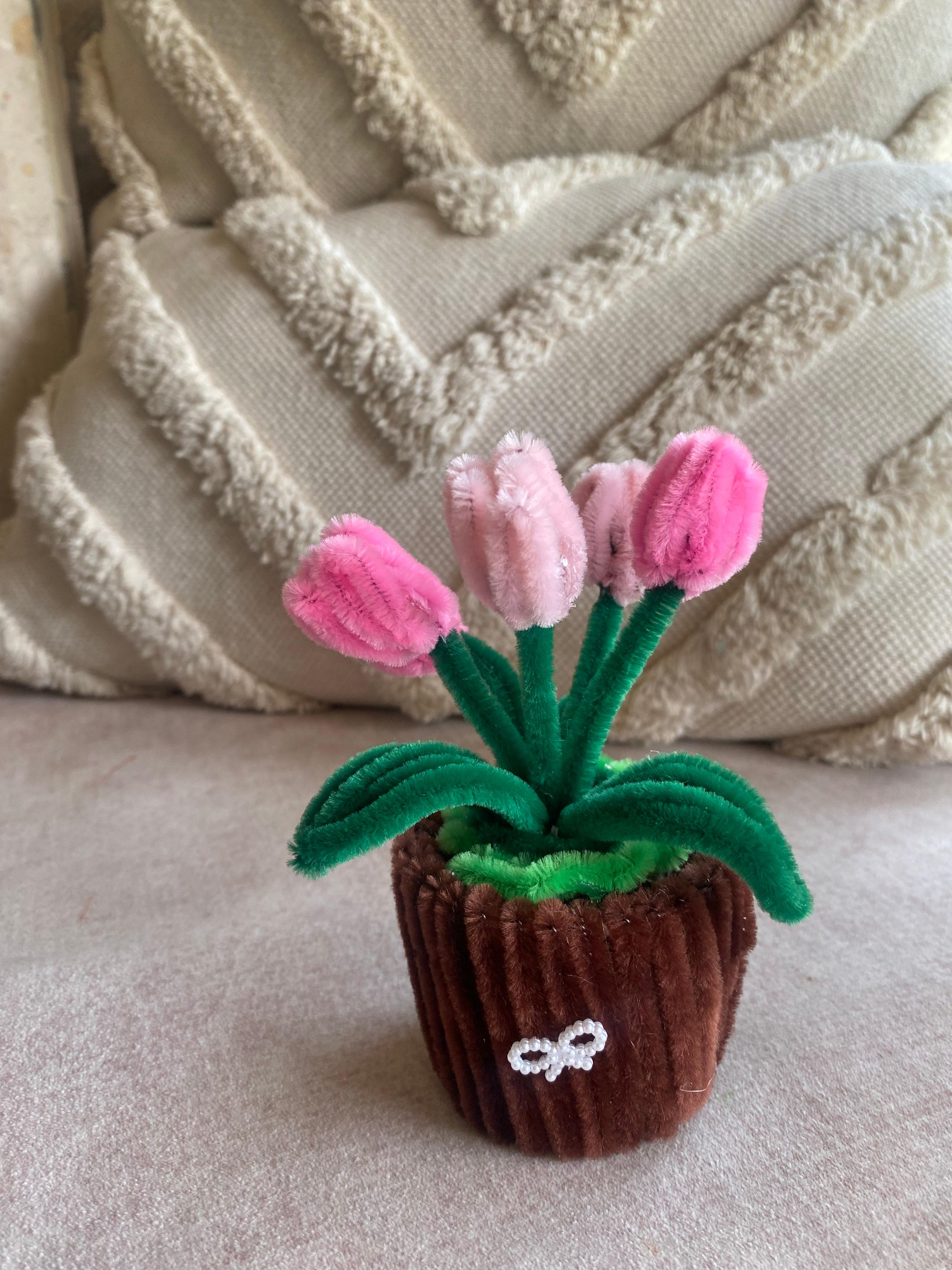 Tulip Desk buddy - Image 1